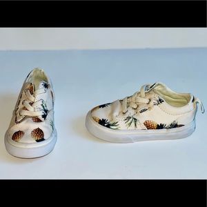 Vans pineapple fake lace up shoe sz 6